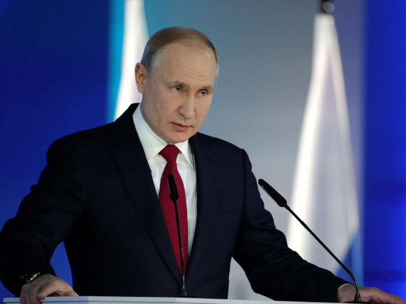 ВЦИОМ провел опрос об отношении россиян к поправкам в Конституцию, предложенным Владимиром Путиным