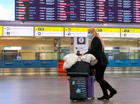 Все пассажиры, прибывающие в Россию международными рейсами, проходят проверку на наличие симптомов коронавируса. С конца декабря досмотр прошли более 3 млн пассажиров, из них только 15% - граждане Китая
