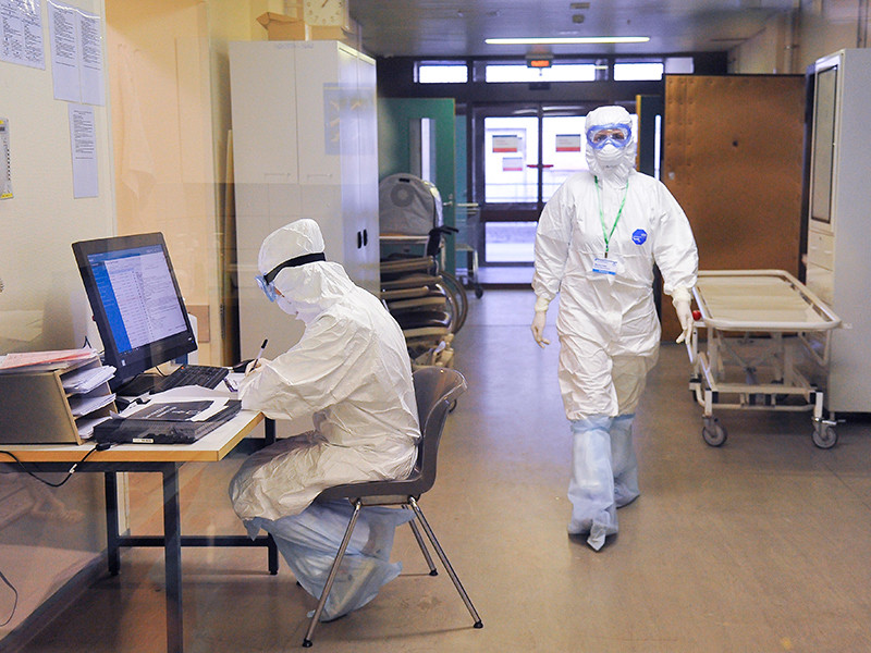 Медики готовятся к взрывному распространению коронавируса в России