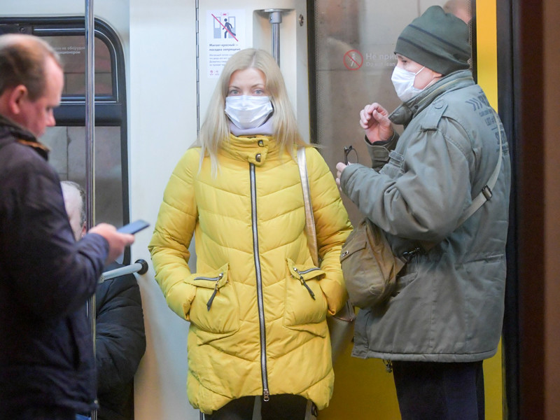 Число поездок в московском метро с начала марта сократилось на 30%, сообщил департамент транспорта столичной мэрии