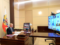 Владимир Путин в режиме видеоконференции провел совещание с руководителями регионов России, посвященное противодействию распространению коронавирусной инфекции