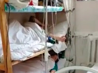 В Дагестане отстранили заведующую отделением больницы, где медсестер с ОРВИ лечили в подсобке (ВИДЕО)
