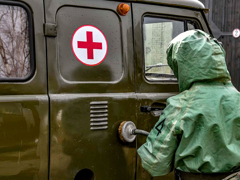На фото: мероприятия по борьбе с коронавирусной инфекцией в войсках Западного военного округа