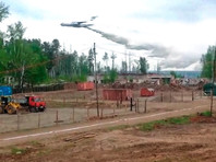 Площадь пожара на территории бывшего военного арсенала Пугачево в Удмуртии за сутки выросла. Возможно введение ЧС