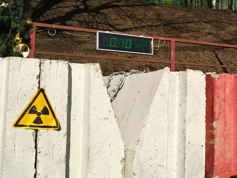 Московские власти убеждают местных жителей, что за пределами строительной площадки нет никакого вреда, но не приводят тому никаких доказательств, тогда как радиоактивное загрязнение уже шагнуло за пределы стройплощадки