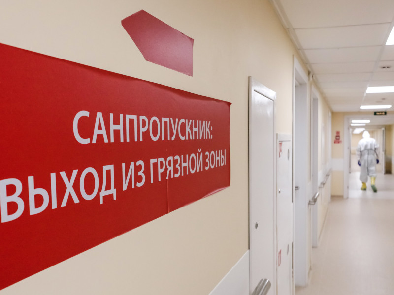 По подсчетам "Медиазоны", в России от коронавируса погибли по меньшей мере 186 медицинских сотрудников