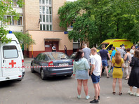 На севере Москвы мужчина открыл стрельбу в жилом доме. Погибли четыре человека, включая стрелка