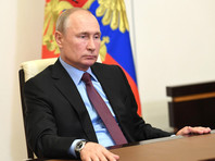 Между тем президент РФ Владимир Путин пока не стал возвращаться к обычному режиму работы