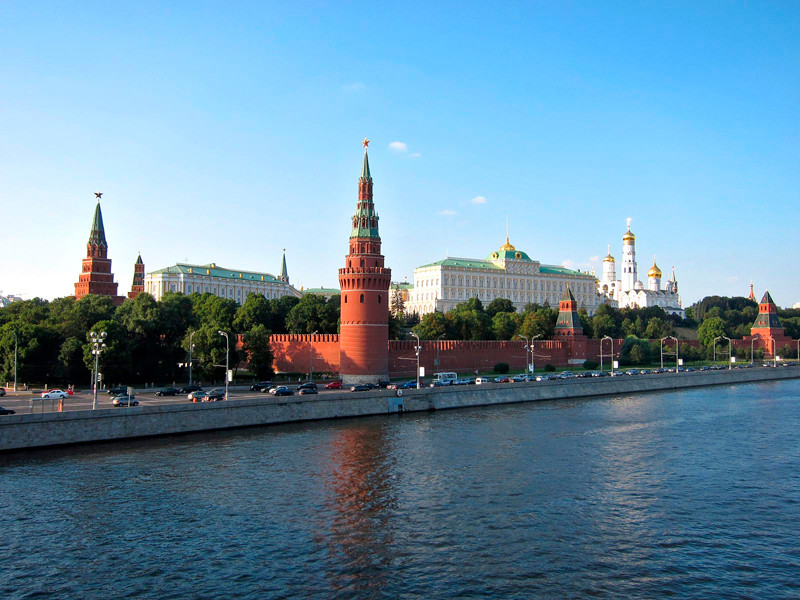 Кремль не приглашал президента Украины Владимира Зеленского на парад Победы, который пройдет в Москве 24 июня
