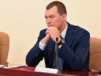 Временно исполняющий обязанности губернатора Хабаровского края, депутат от ЛДПР Михаил Дегтярев заявил, что не уедет в Москву, как того требуют митингующие, "потому что работать надо"