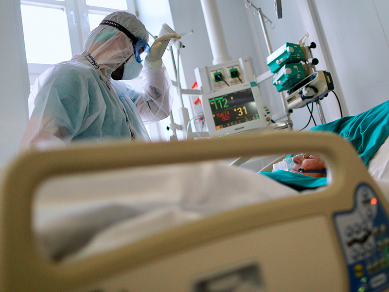 В России зарегистрированы три препарата для лечения коронавируса

