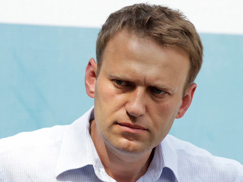 Алексея Навального вызвали на допрос в Следственный комитет в качестве подозреваемого по уголовному делу о клевете