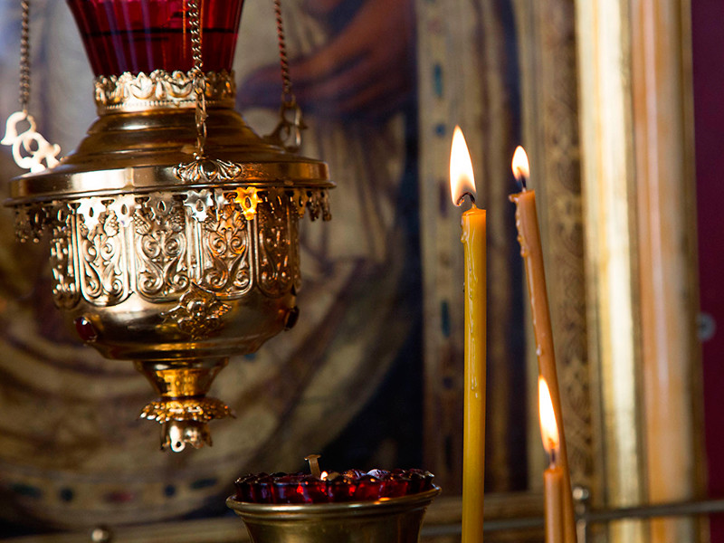 Прикуривший от свечи в церкви житель Забайкалья стал фигурантом уголовного дела

