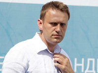 Алексею Навальному 20 августа стало плохо в самолете, на котором он летел из Томска в Москву. Авиалайнер экстренно приземлился в Омске, оппозиционера на скорой отвезли в местную больницу