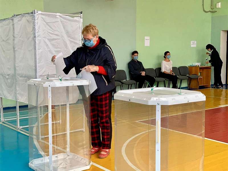 Все избирательные участки, работавшие в Единый день голосования, закрылись, процесс голосования завершился, заявила председатель Центризбиркома Элла Памфилова
