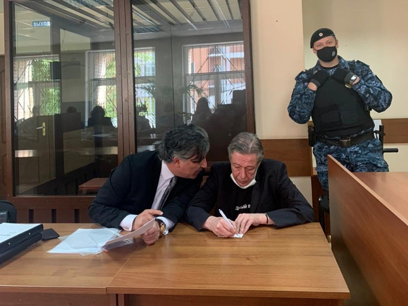 Прокурор попросила назначить Михаилу Ефремову почти максимальное наказание - 11 лет колонии