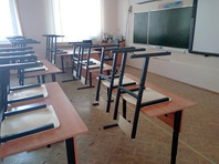 Минпросвещения РФ насчитало более 1 тыс. сотрудников школ, заразившихся COVID-19 за первую учебную неделю