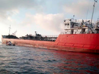 В Азовском море прекратили поиски троих моряков, пропавших при взрыве танкера