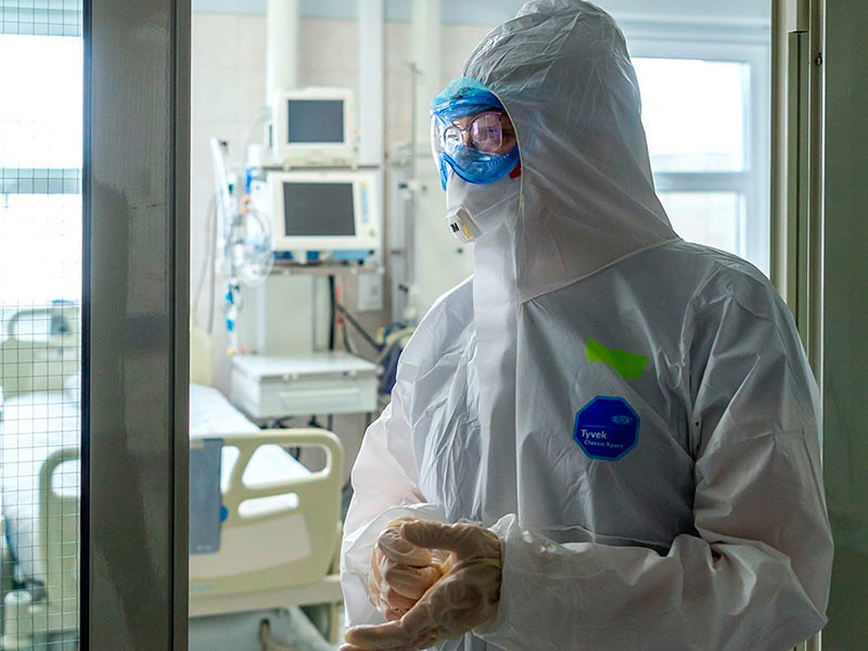 В России впервые за пять месяцев выявили 11,6 тысячи новых случаев коронавируса