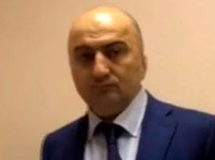 Полковнику Хизриеву, покупавшему в Москве за $2 млн должность главы МВД Дагестана, грозит 9 лет. Но основную вину возложили на женщину