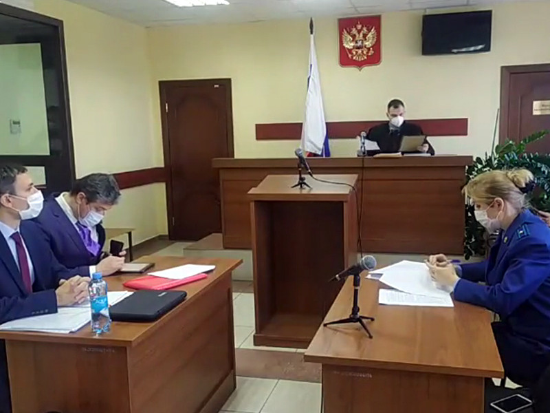 В Нижнем Новгороде прокуратура попросила суд приговорить к 2,5 годам журналиста издания "Репортер-НН" Александра Пичугина, который обвиняется в распространении фейков про коронавирус из-за поста в своем Telegram-канале