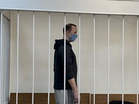 Защита бывшего журналиста Ивана Сафронова, обвиняемого в госизмене, обнародовала копию одного из постановлений следователя, из которого следует, что дело Сафронова не связано с его работой помощником главы Роскосмоса