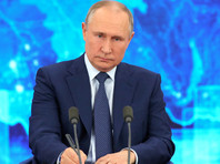 Путин  на своей большой пресс-конференции заявил, что дело связано не с журналистской деятельностью Сафронова, а с "достаточно длительным периодом его работы в рамках помощника или советника Рогозина"