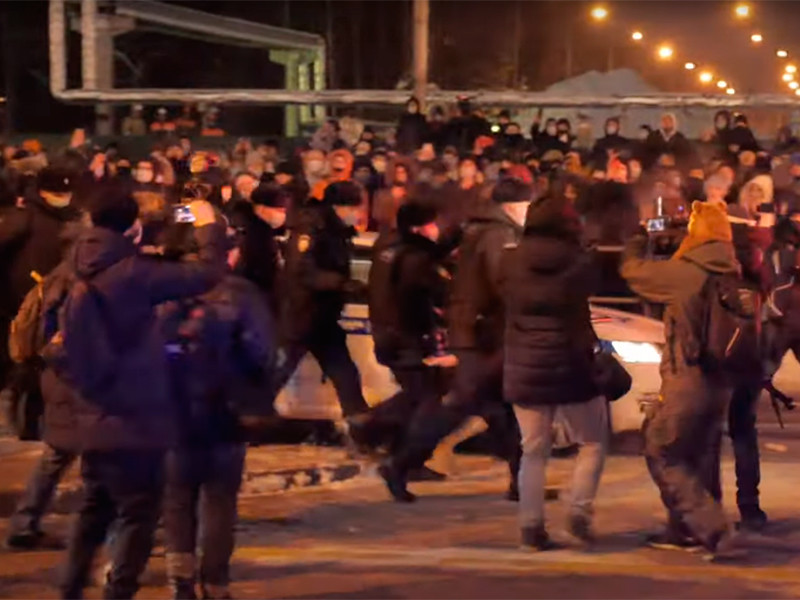 Около 70 человек задержали в Москве и Петербурге в связи с возвращением Навального