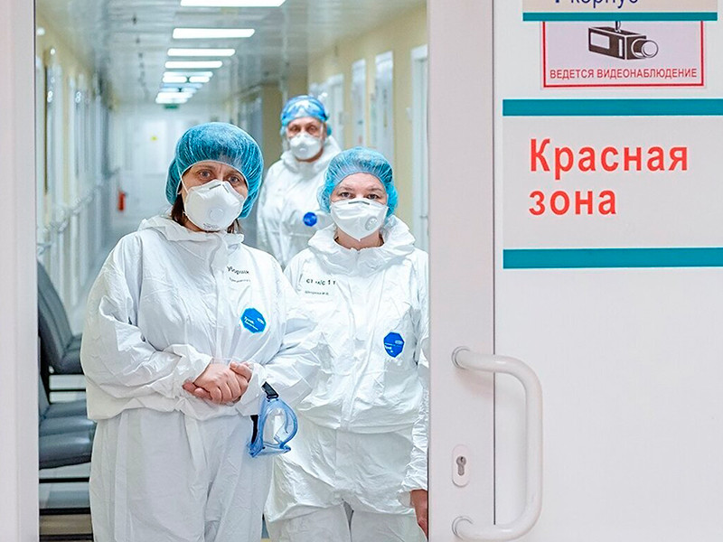 Уровень заболеваемости коронавирусом в России после праздников снова показал рост