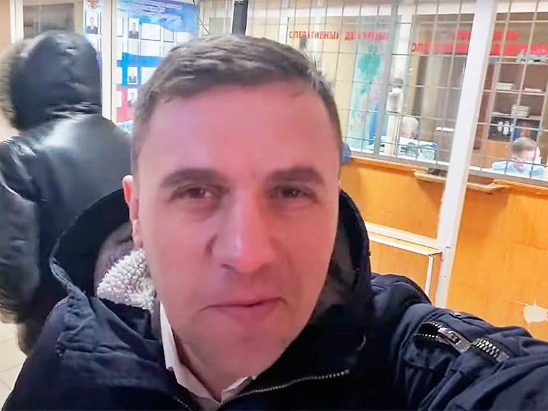 В Саратове депутата областной думы от КПРФ Николая Бондаренко задержали по подозрению в административном нарушении после участия в несанкционированном митинге 31 января