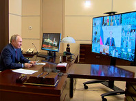 Владимир Путин в режиме видеоконференции провел совещание по вопросам наращивания производства вакцин и проведения вакцинации против COVID-19 в России