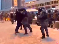 В силовых структурах отмалчиваются о судьбе "провокатора с битой", задержанного на акции 31 января в Москве