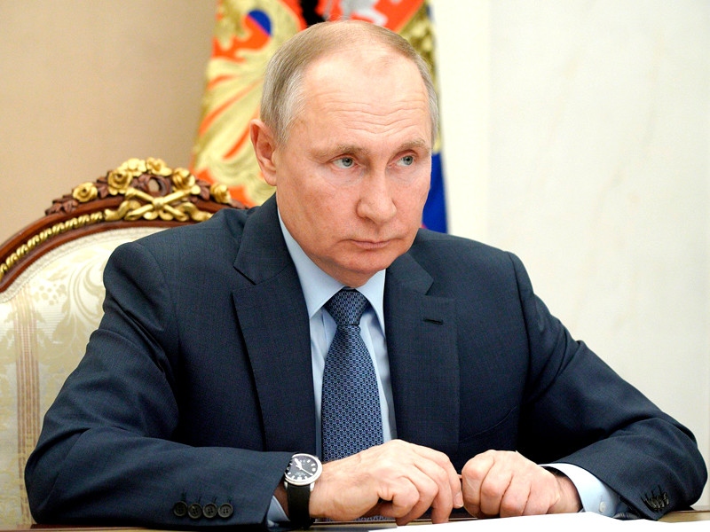 Владимир Путин в режиме видеоконференции провел совещание с членами правительства РФ