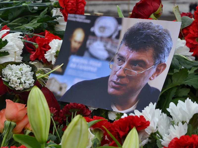 "Медиазона" восстановила полную хронологию подготовки убийства Бориса Немцова и последовавших событий, вновь доказав наличие "белых пятен" в деле