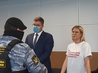 Суд назначил Соболь год исправительных работ условно по делу о проникновении в квартиру тещи "отравителя Навального"