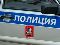 В понедельник московская полиция продолжила задерживать участников акции в поддержку Алексея Навального, которая прошла в центре города 21 апреля