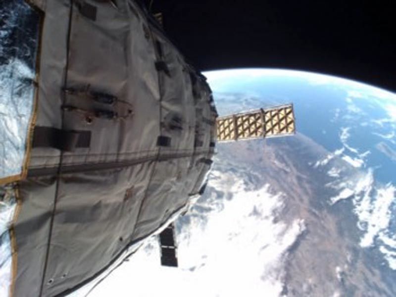 На Международной космической станции (МКС) пришлось остановить разворачивание американского надувного жилого модуля BEAM (Bigelow Expandable Activity Module), предназначенного для проживания и работы будущих экипажей орбитального комплекса