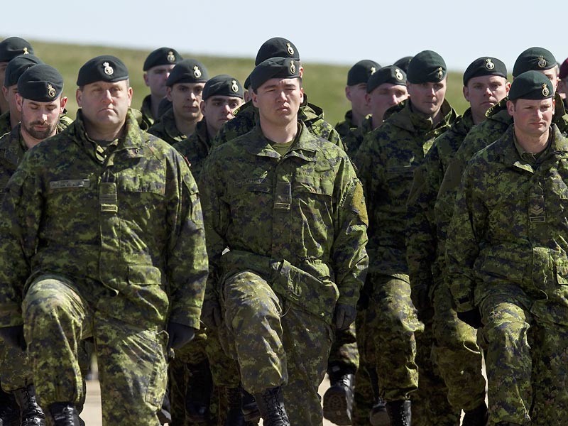 Министерство обороны Канады приняло решение о размещении своих войск в Восточной Европе в рамках помощи НАТО для сдерживания России