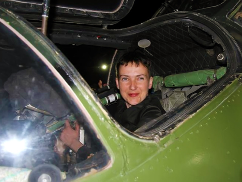 Летчица Надежда Савченко, переданная Украине в обмен на россиян Евгения Ерофеева и Александра Александрова, прибыла в ночь на 6 июня в Донбасс