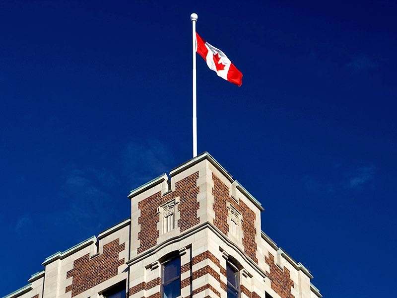 Канадский парламент принял закон, разрешающий активную эвтаназию, после одобрения соответствующего законопроекта сенатом - верхней палатой парламента