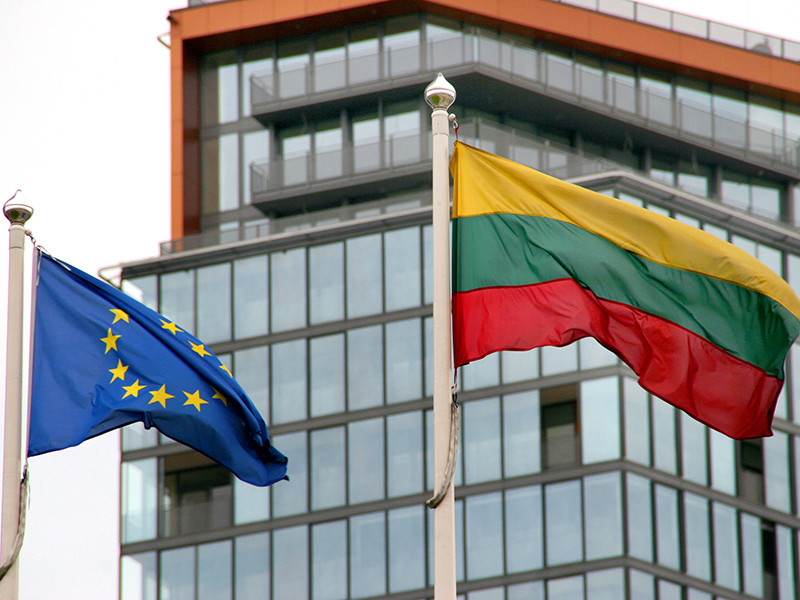 Министр иностранных дел Литвы Линас Линкявичюс призвал страны Европейского союза не торопить Британию с выходом из ЕС по итогам референдума, так как это может ослабить единую позицию в отношении России