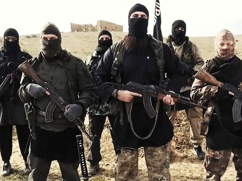 Сторонники запрещенной в РФ террористической группировки "Исламское государство", завербованные на Западе, на фоне боевых неудач ИГ стали проситься на родину