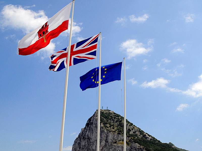 Испанское министерство иностранных дел предложило Великобритании взять остров Гибралтар под совместное управление в связи с Brexit