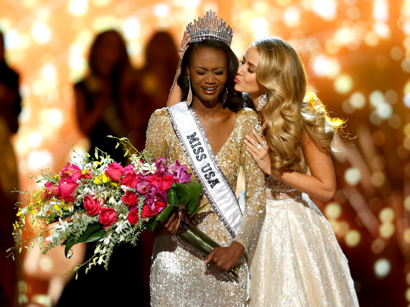 Титул "Мисс США - 2016" завоевала темнокожая военнослужащая из Вашингтона