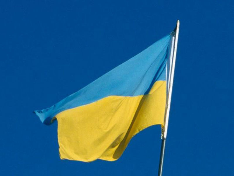 Голосеевский районный суд Киева запретил органам исполнительной власти Украины выплачивать России долг в размере трех миллиардов долларов, взятых в кредит еще в декабре 2013 года при президенте Викторе Януковиче