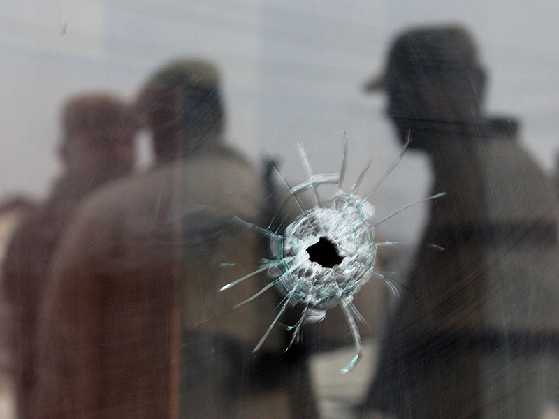 Ограбления со стрельбой в Казахстане: десятки раненых, вероятны жертвы