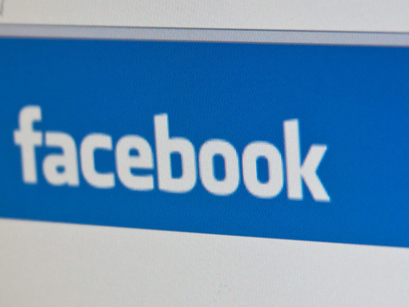 В Нидерландах суд вынес приговор пользователю Facebook, назвавшему короля "убийцей, насильником и вором"