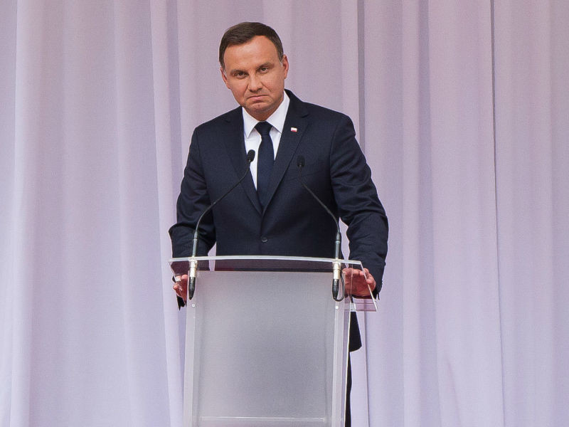 Президент Польши на фоне претензий Евросоюза подписал новый закон о Конституционном суде