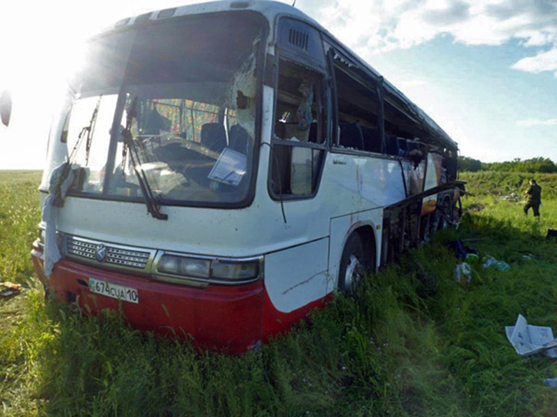 Двое граждан России погибли, еще 11 пострадали в результате столкновения пассажирского автобуса и грузовика на трассе Екатеринбург - Алма-Ата в Кустанайской области (на севере Казахстана)