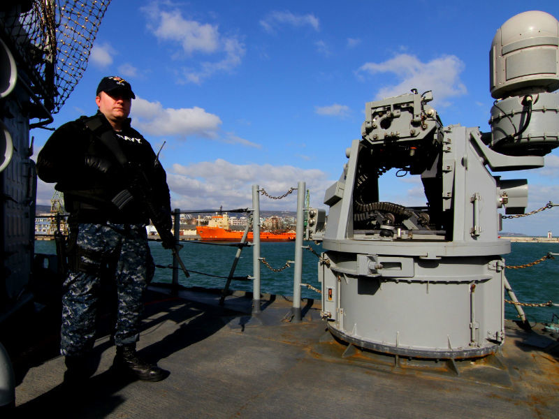 Латвийские военные снова заметили российский военный корабль возле границы